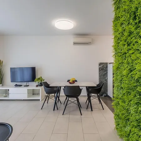 Apartmán Seaview&jacuzzi 2br *